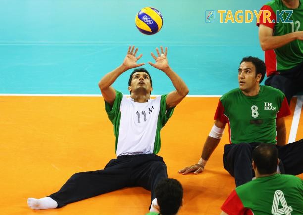 Әйгілі Иран отырып ойнау волейбол командасы.